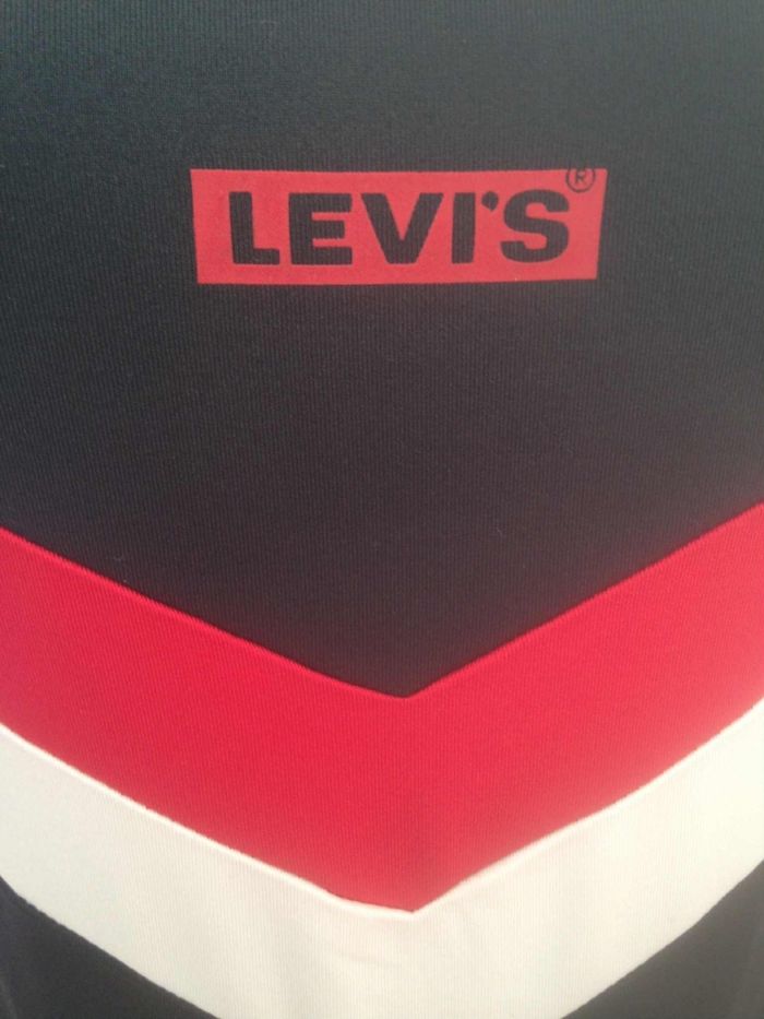 Bodie débardeur col rond année 80' Levi's 38 - photo numéro 4