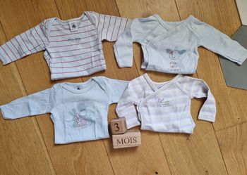 Lot bodies 3mois petit bateau