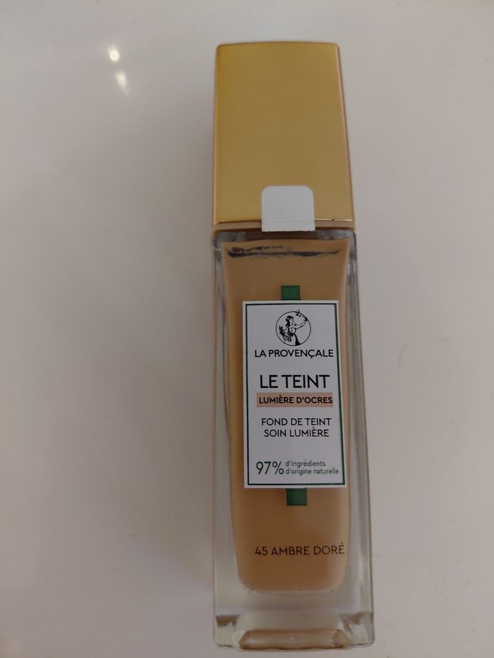Fond de teint - photo numéro 2