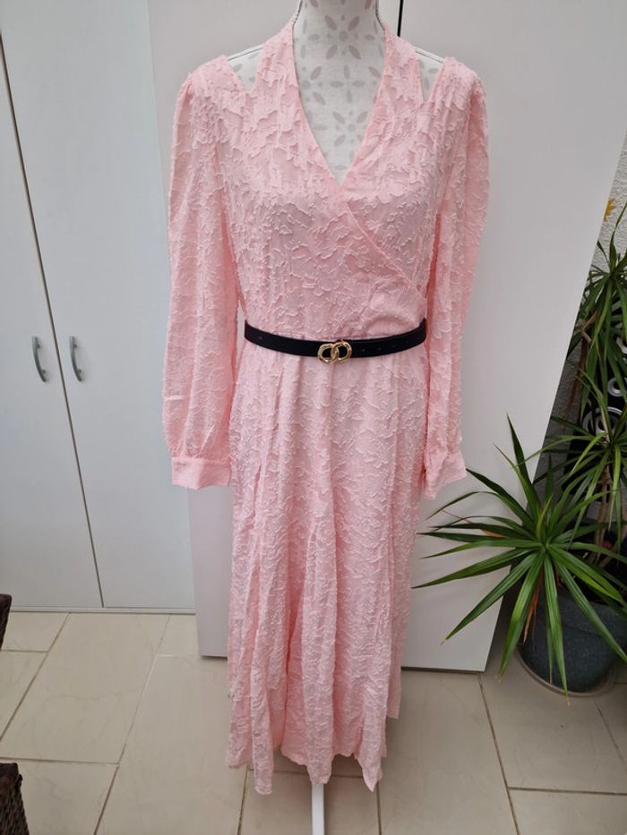 Robe Longue Dentelles Fleurs Rose Poudre - photo numéro 9