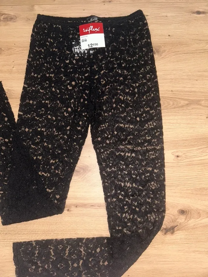Pantalon dentelle - photo numéro 3