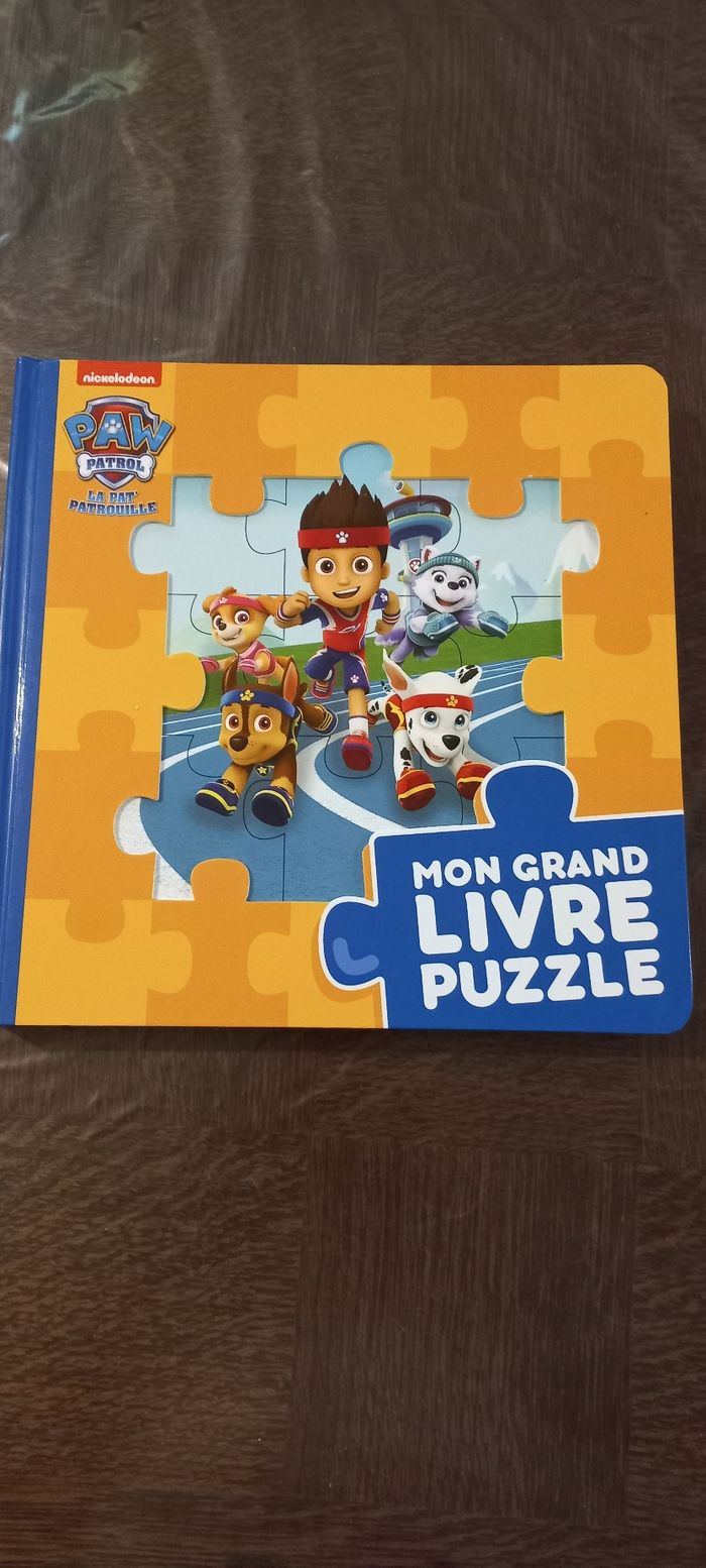 Grand livre puzzle Pat patrouille