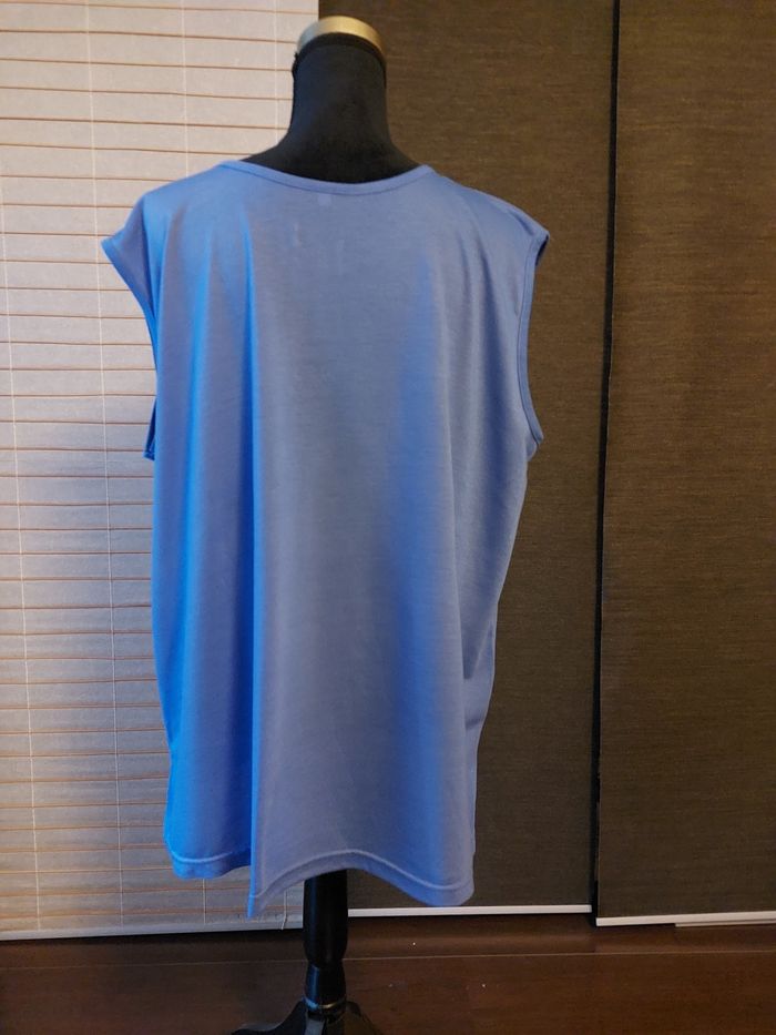 Débardeur bleu - photo numéro 3