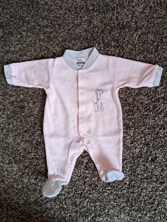 Lot pyjamas naissance - photo numéro 4