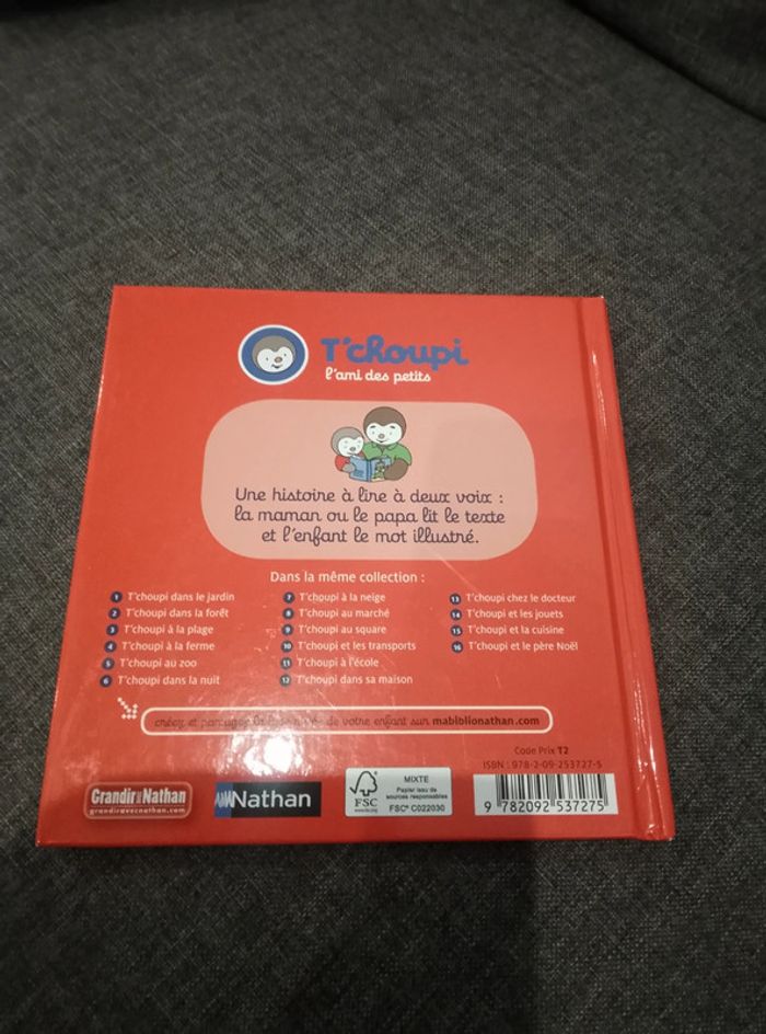 Livre enfant - T'choupi et les transports - photo numéro 2