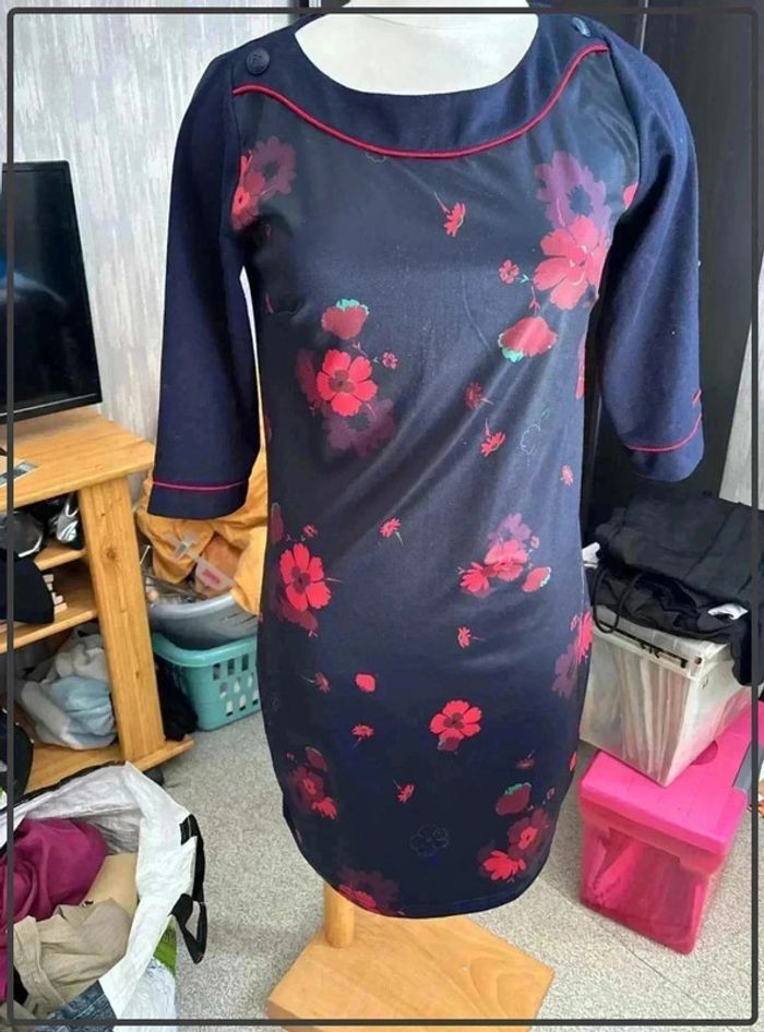 Robe fleurie terre de marins taille 38 - photo numéro 2