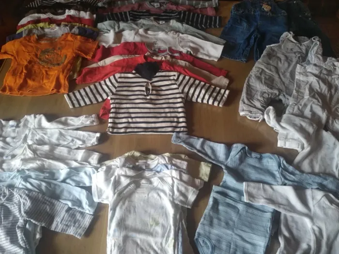 Lot De Vêtements Garçon 12 Mois - photo numéro 17