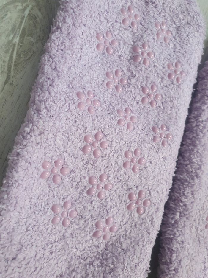 Chaussons Lilas Neufs - photo numéro 3