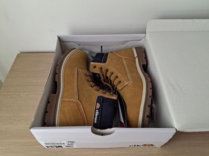 Bottines Ellesse 37 - photo numéro 2