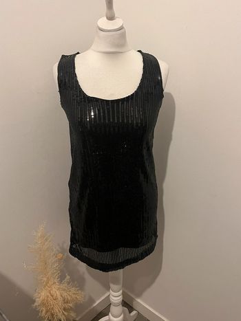 Robe de soirée courte à sequins noire M