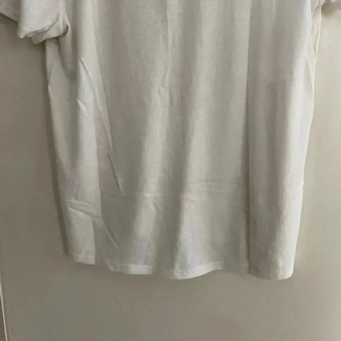 T-shirt blanc cassé Kiabi T.S, col V, manches courtes, maille fine fluide, basique chic V039 - photo numéro 8