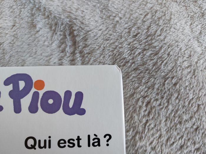 Livre enfant cartonné "Piou Piou qui est là" Bayard Jeunesse avec matières à toucher - photo numéro 7