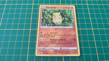 131/264 Carte Pokémon Sabelette commune reverse Epée et Bouclier EB08 Poing de Fusion #B10