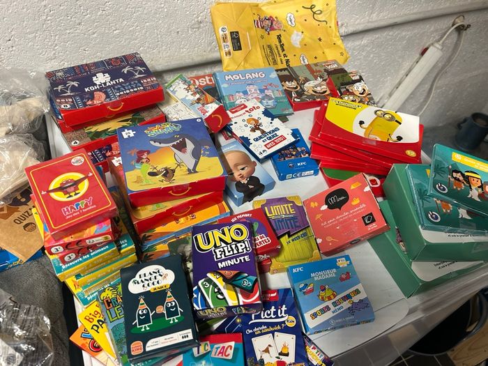 Lot de jouets fast food - photo numéro 2