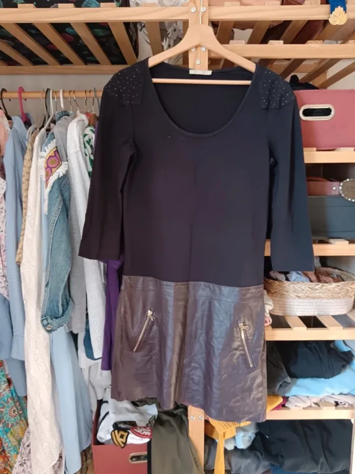 Robe IKKS viscose et cuir d'agneau taille 38 - photo numéro 2