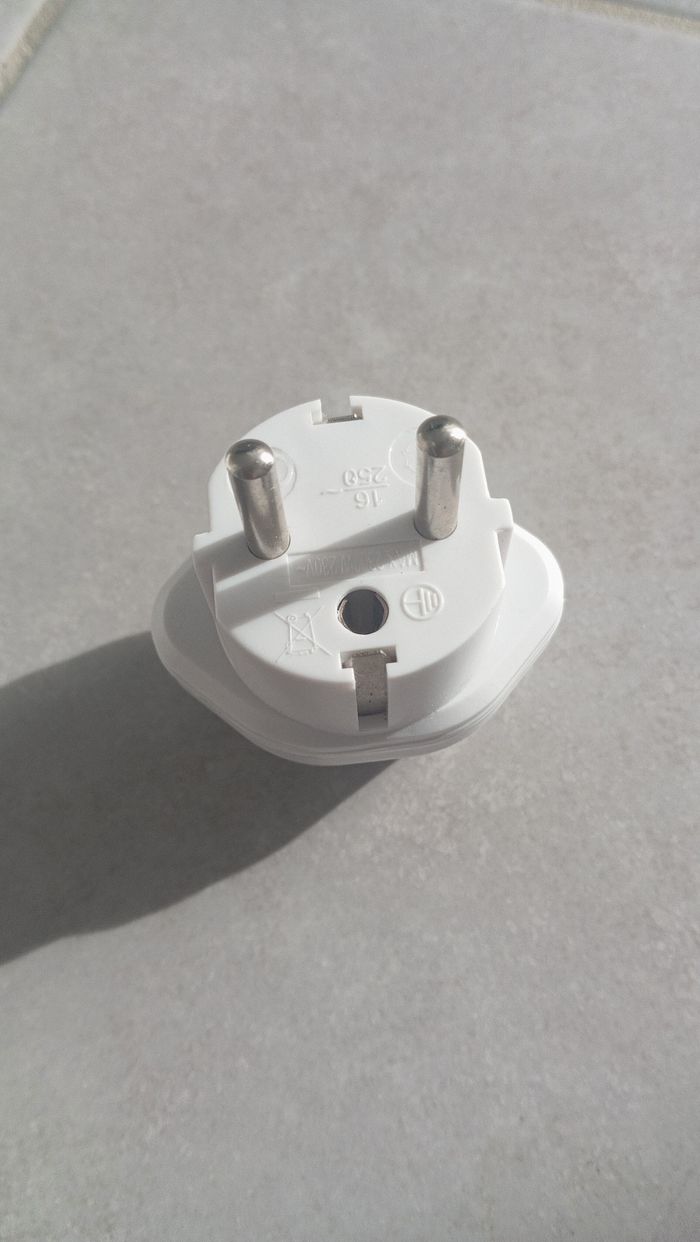 Adaptateur Suisse-France - photo numéro 3