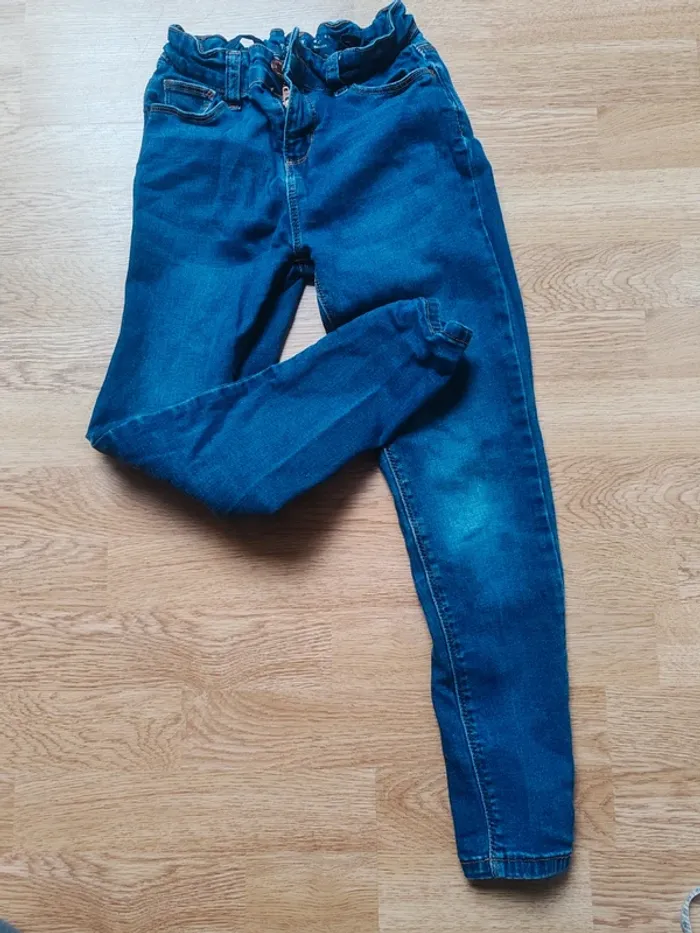 Jean skinny taille 9/10 ans