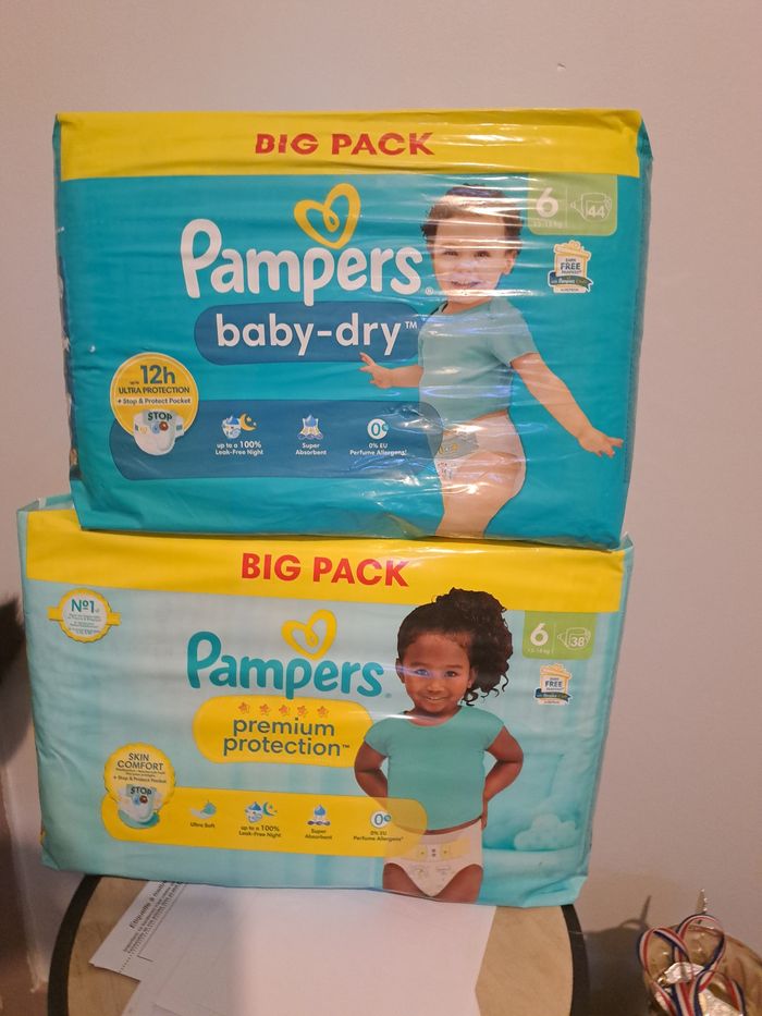 82 couches Pampers taille 6