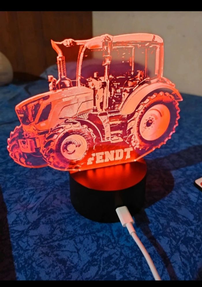 Veilleuse enfant, lampe 3D tracteur Fendt - photo numéro 2