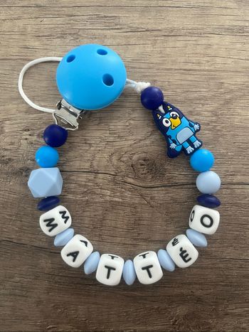 Attache tétine personnalisée Bluey