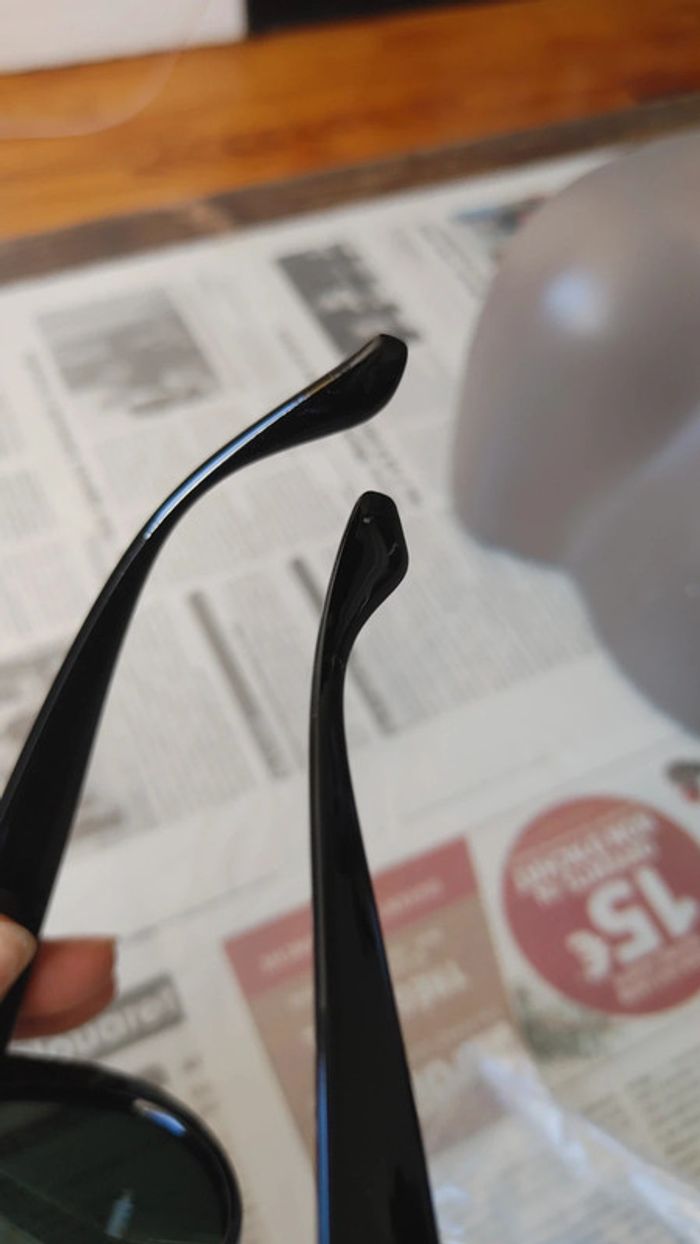 Lunettes de Soleil verre rose orangé monture noir allongé - photo numéro 5