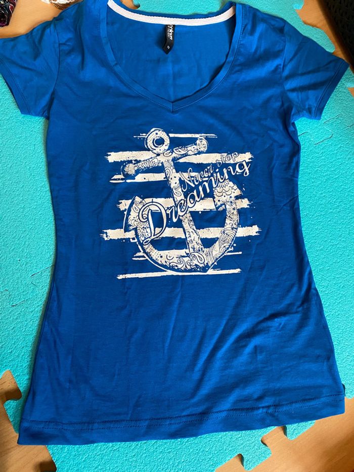 T-shirt « Never Stop Dreamings » Colours Of the World Taille XS