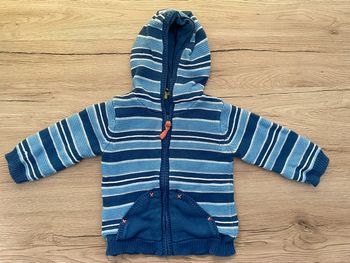 Gilet à capuche épais 6 mois