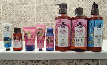 Lot produits Yves Rocher