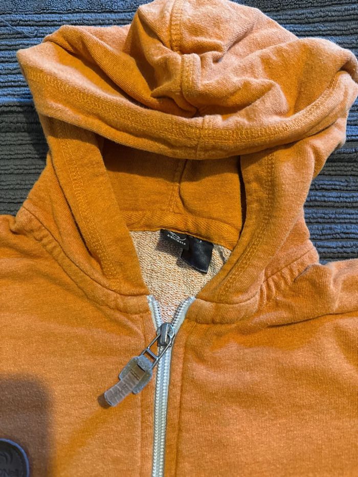 Pull orange - photo numéro 7