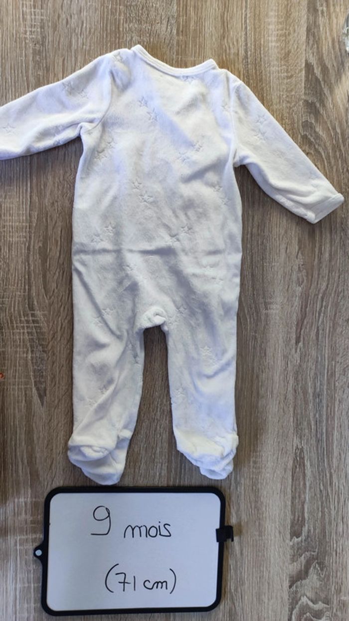 Pyjama en velours taille 9 mois - photo numéro 3