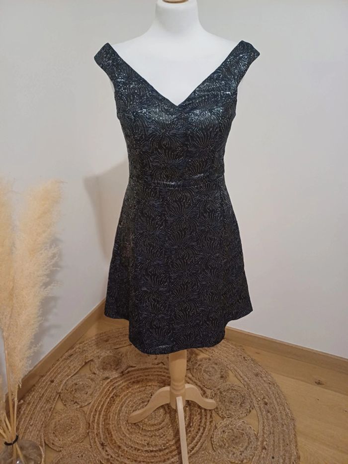 Robe chic à motifs pailletée Showny taille S 36