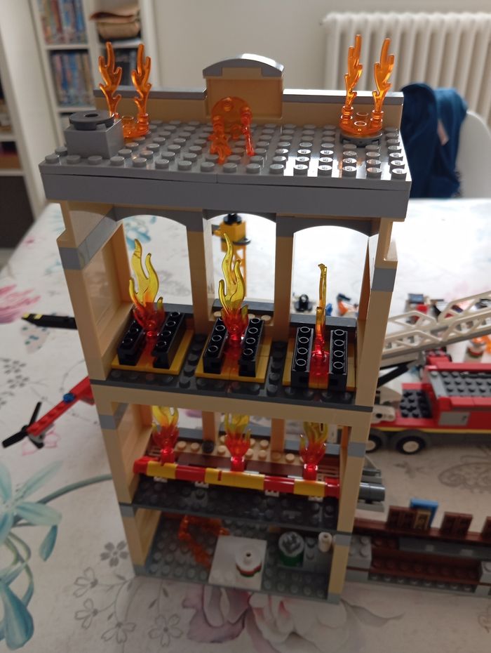 Lego pompier 60216 - photo numéro 6