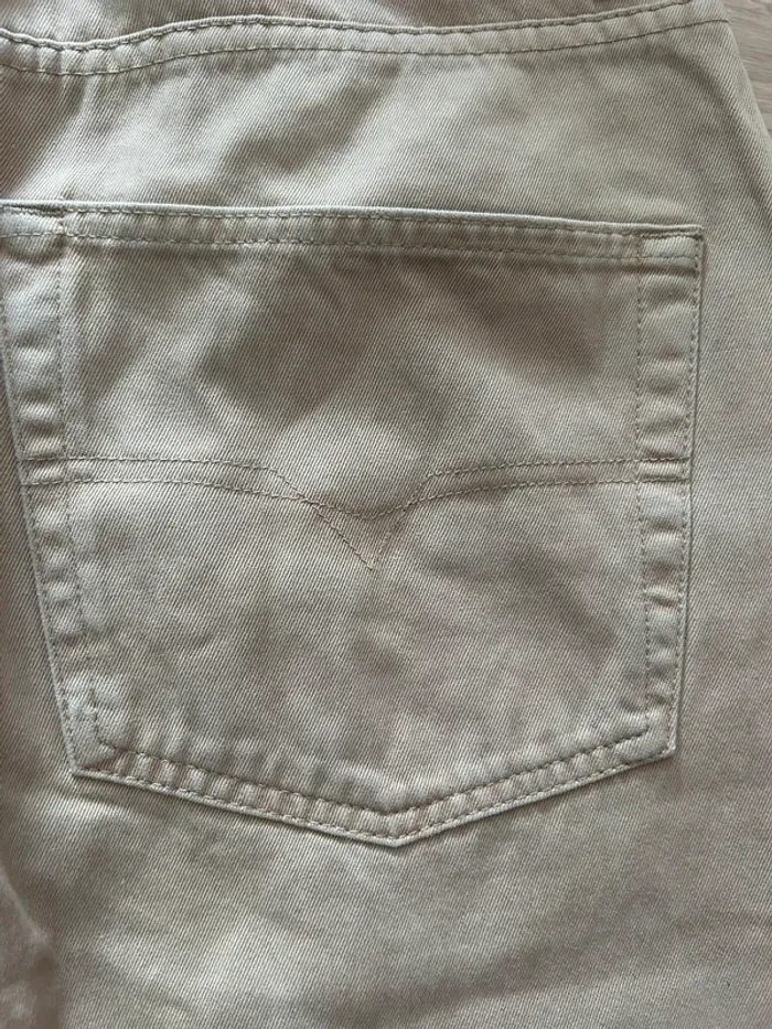 Jean droit Diesel beige - Coupe classique - Très bon état - photo numéro 7