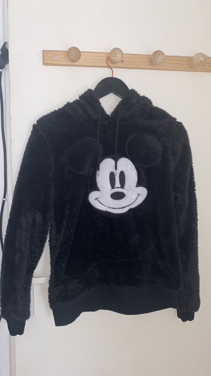 Mickey pilou pilou
