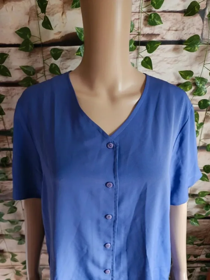 🌸Blouse fluide Violette 100% polyester Taille 42/44🌸 - photo numéro 2