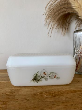 Beurrier Arcopal Marguerites vintage