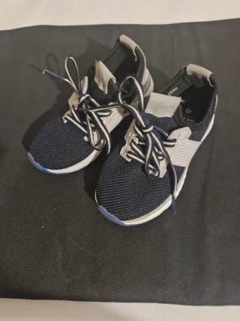 Baskets 27 Tape à l’oeil