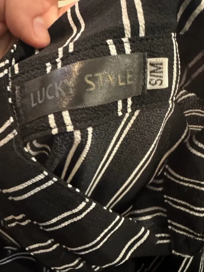 Robe Lucky style, taille S/M ample - photo numéro 2