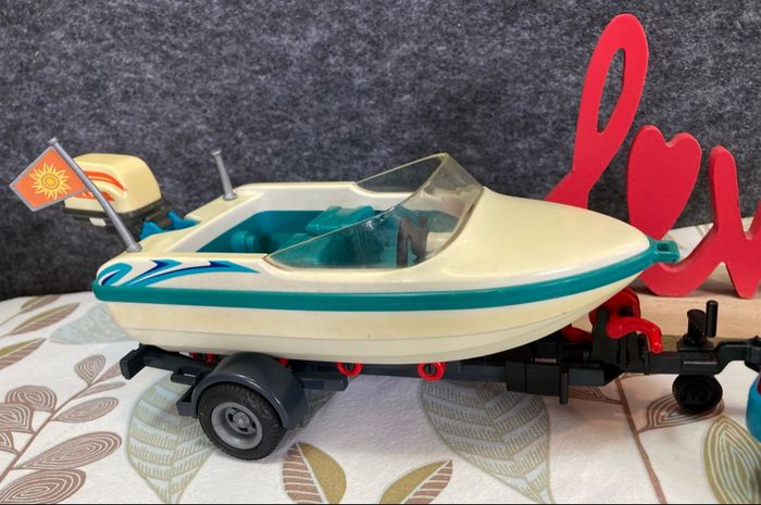 Playmobil - voiture pick up tractant son bateau - photo numéro 4