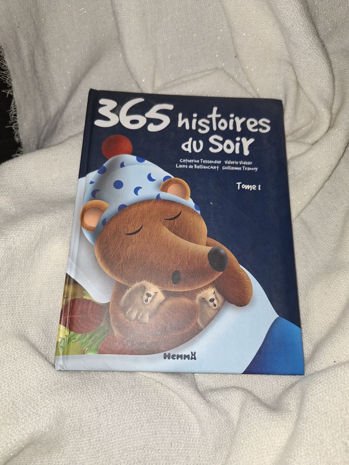 📓 Livre "  365 histoires du soir " tome 1  Hemma