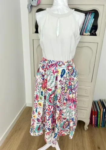 Superbe petite robe blanc et colorée chic et élégante Nafnaf taille 36 , S , 1
