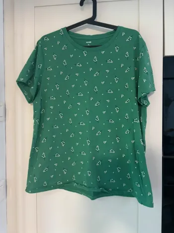 T-shirt vert à fleurs Kiabi taille XL