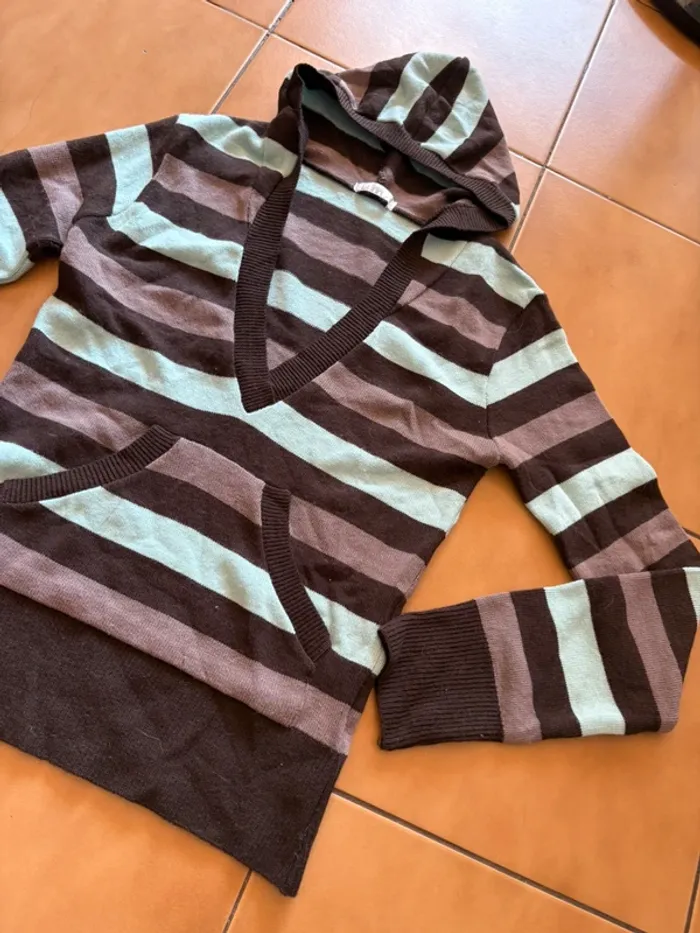 Pull femme T3 - photo numéro 3
