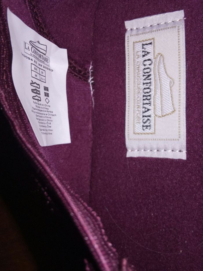 Chaussons bordeaux motifs fleuris - photo numéro 3