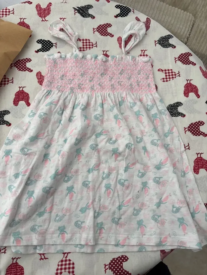 Robe fille, 243