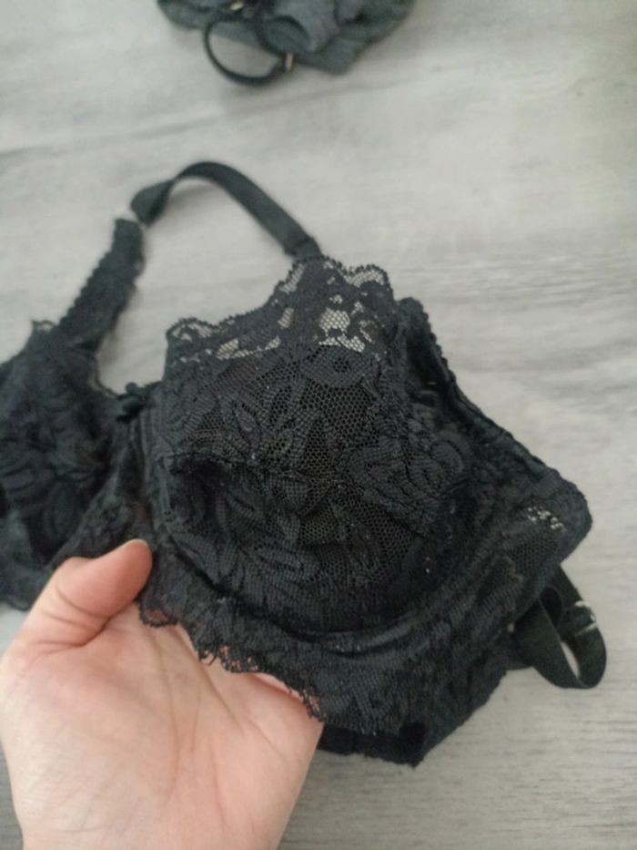 Soutien-gorge noir dentelle - photo numéro 2