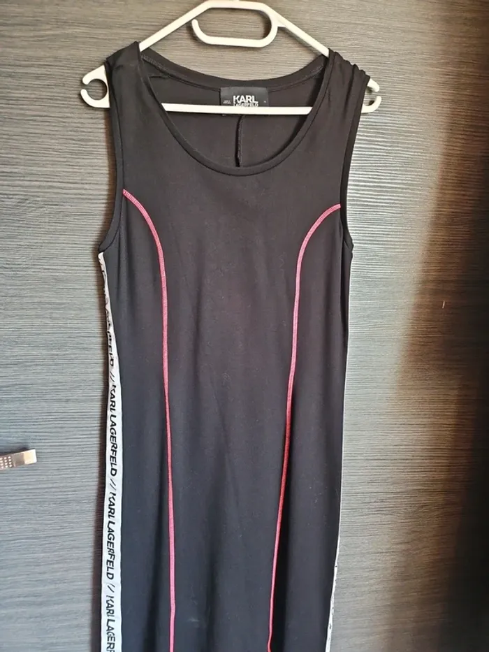 Robe karl
