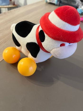 Jouet bébé : petite vache sur roulettes CHICCO