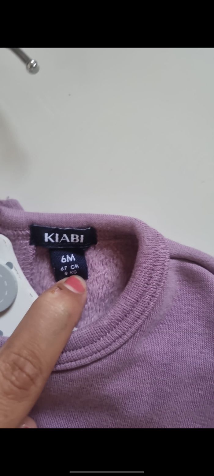 Pull kiabi taille 6 mois - photo numéro 2