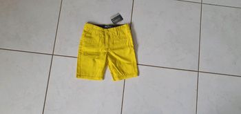 Short garçon jaune 6 ans Neuf LYA